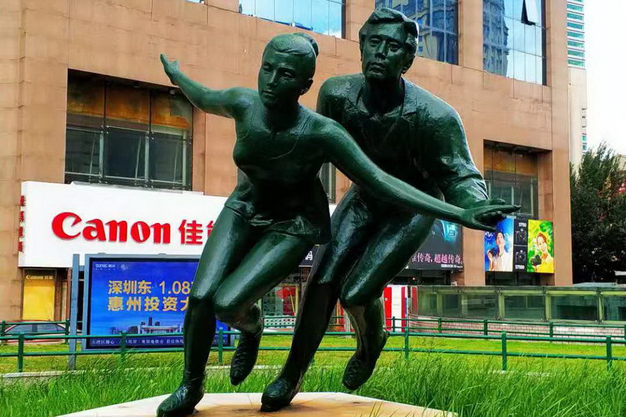 玻璃钢动物esball官网